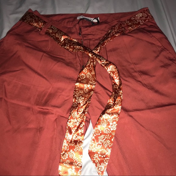 Pants - Picture 2 of 3